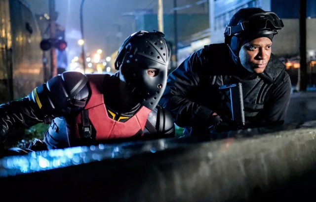 Arrow S6E22 - 'The Ties That Bind-2.jpg