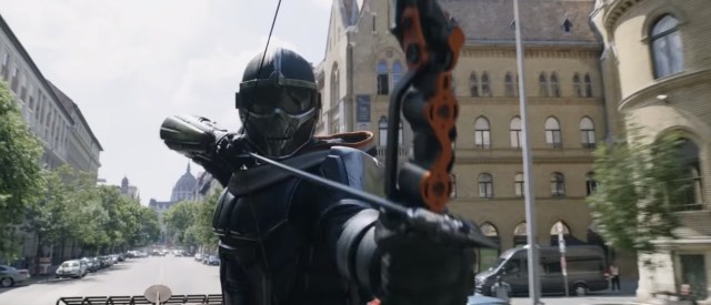 blackwidow-teaser-trailer-review-3