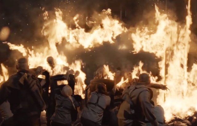 thewalkingdead-walkwithus-review-s10-e12-xgeeks-hilltop-fire